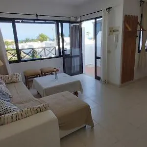 Apt Casa Mamen Spacious With Sea Views Puerto del Carmen (Lanzarote)