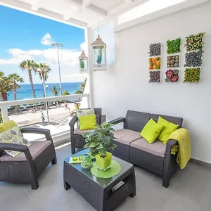 Casa Oceano On The Front Line With Amazing Sea Views Puerto del Carmen (Lanzarote)