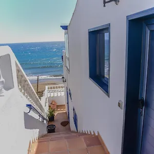 Seaview Coastal On Front Line With Amazing Sea Views And Large Terrace Puerto del Carmen (Lanzarote)